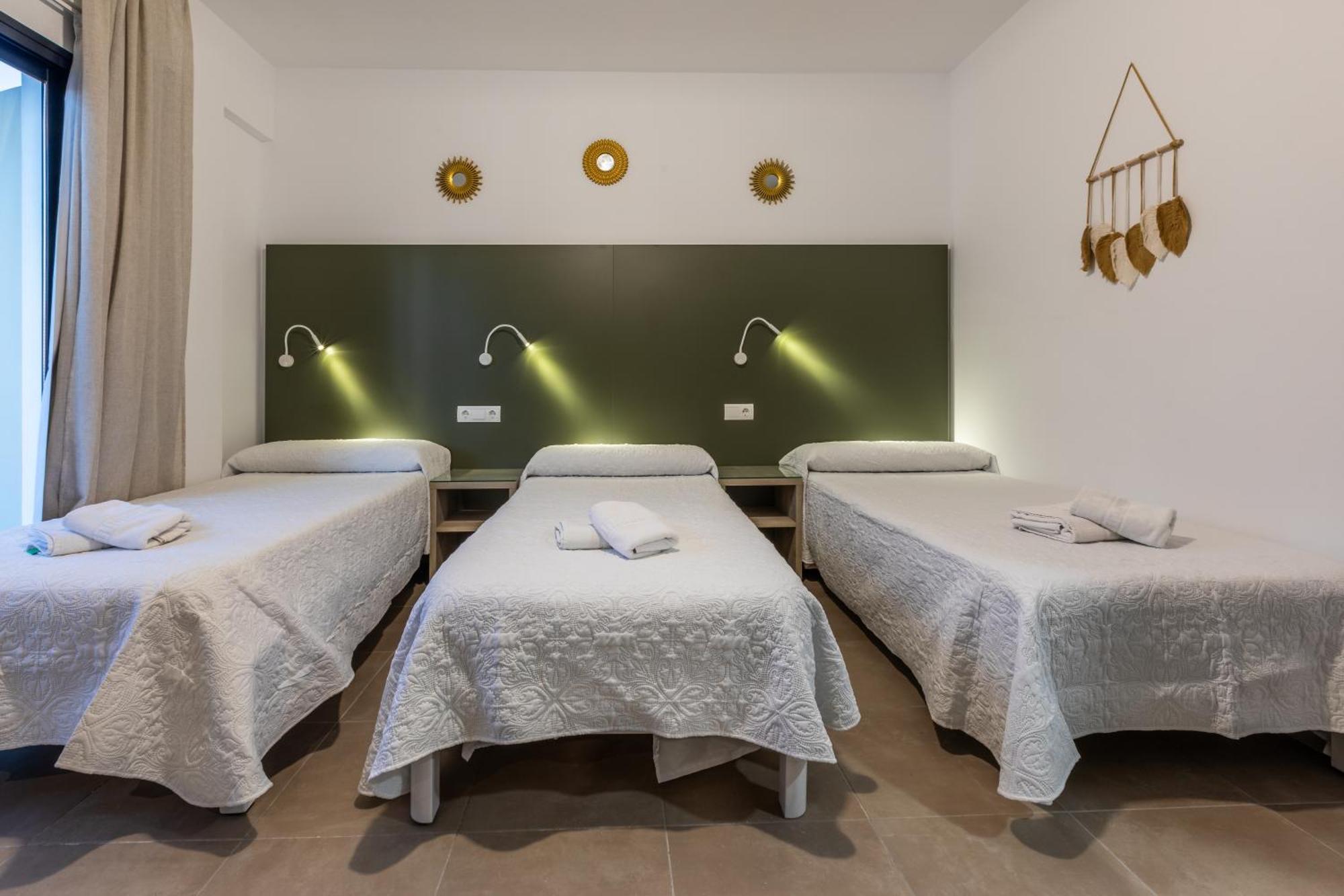 Hostal Alicante Сан-Антоніо Екстер'єр фото